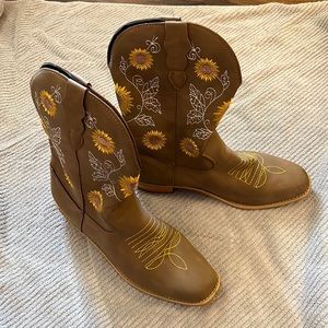 Sunflower Boots